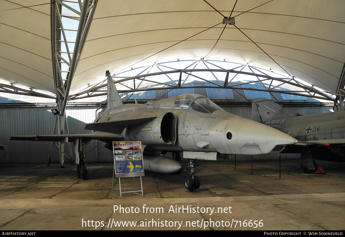 Aircraft Photo of 37951 | Saab AJSF37 Viggen | Sweden - Air Force | AirHistory.net #716656