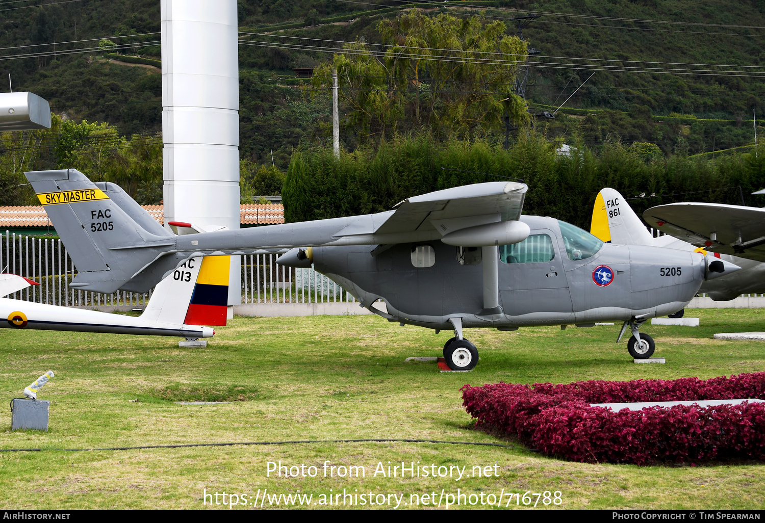 Aircraft Photo of FAC5205 | Cessna 337G Skymaster | Colombia - Air Force | AirHistory.net #716788