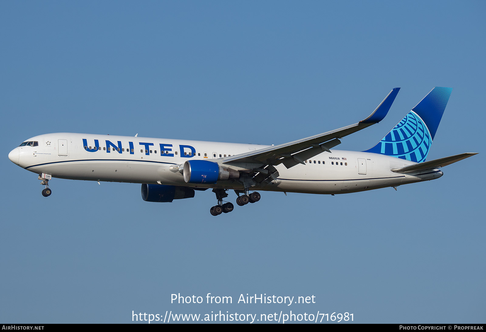 Aircraft Photo of N661UA | Boeing 767-322/ER | United Airlines | AirHistory.net #716981