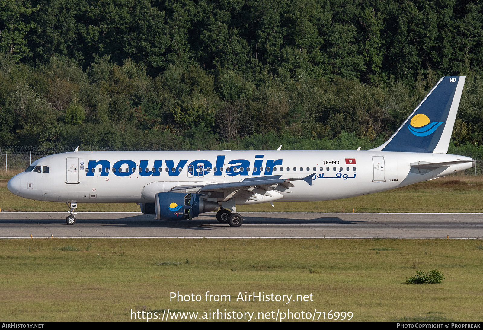 Aircraft Photo of TS-IND | Airbus A320-214 | Nouvelair Tunisie | AirHistory.net #716999