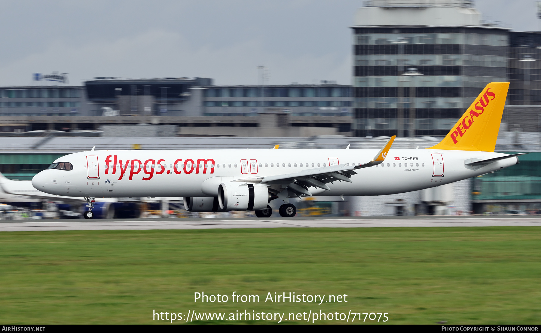 Aircraft Photo of TC-RFB | Airbus A321-251NX | Pegasus Airlines | AirHistory.net #717075