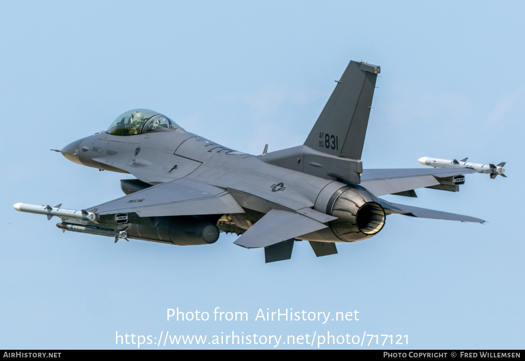 Aircraft Photo of 90-0831 / AF90-831 | General Dynamics F-16CM Fighting Falcon | USA - Air Force | AirHistory.net #717121