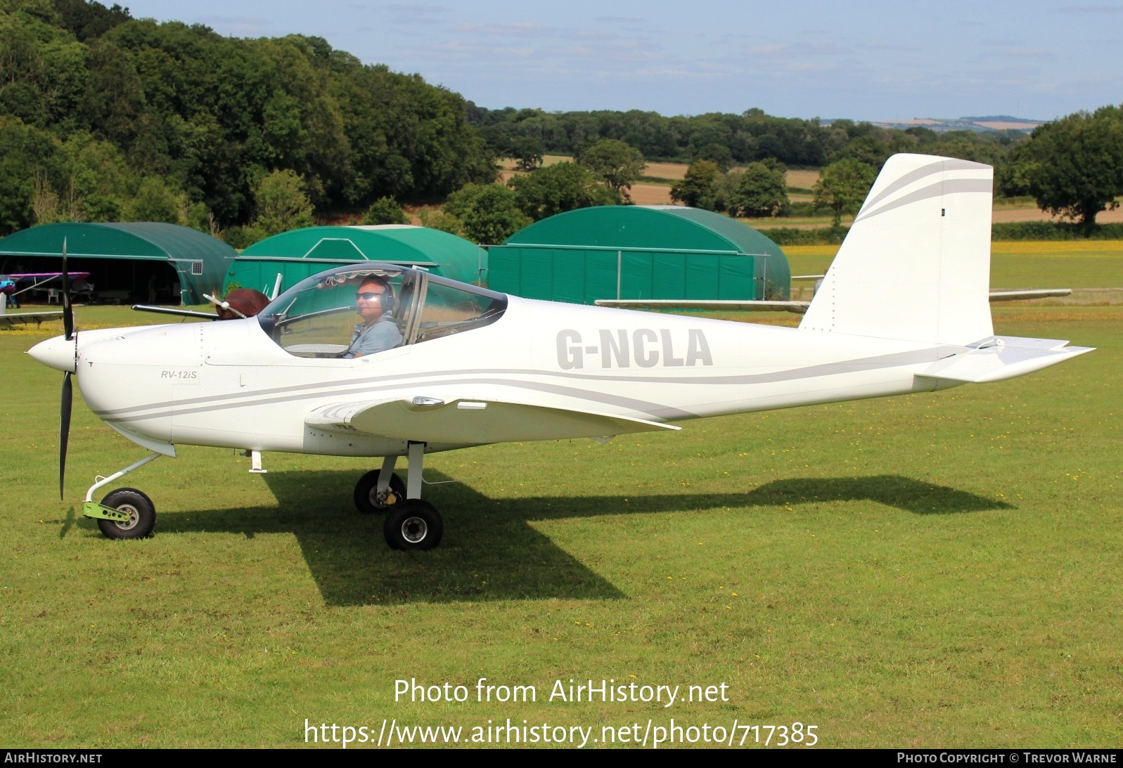 Aircraft Photo of G-NCLA | Van's RV-12iS | AirHistory.net #717385