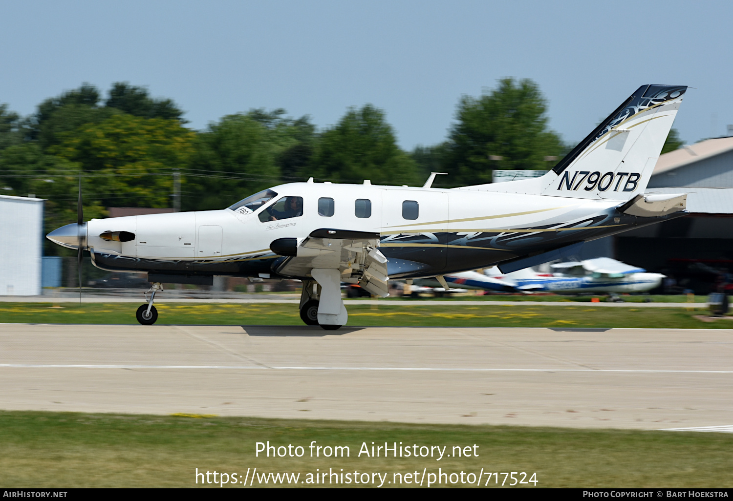 Aircraft Photo of N790TB | Socata TBM-700 | Air Beaugency | AirHistory.net #717524