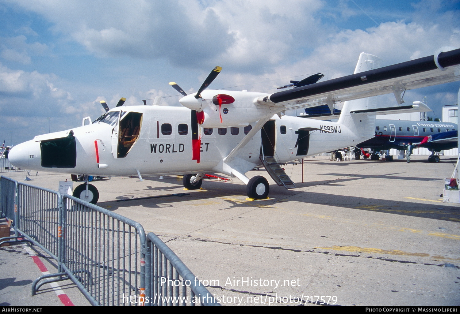 Aircraft Photo of N689WJ | De Havilland Canada DHC-6-300 Twin Otter | World Jet | AirHistory.net #717579