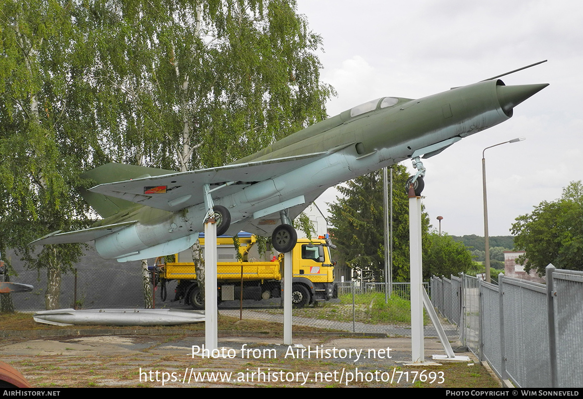 Aircraft Photo of 2209 | Mikoyan-Gurevich MiG-21SPS-K | East Germany - Air Force | AirHistory.net #717693