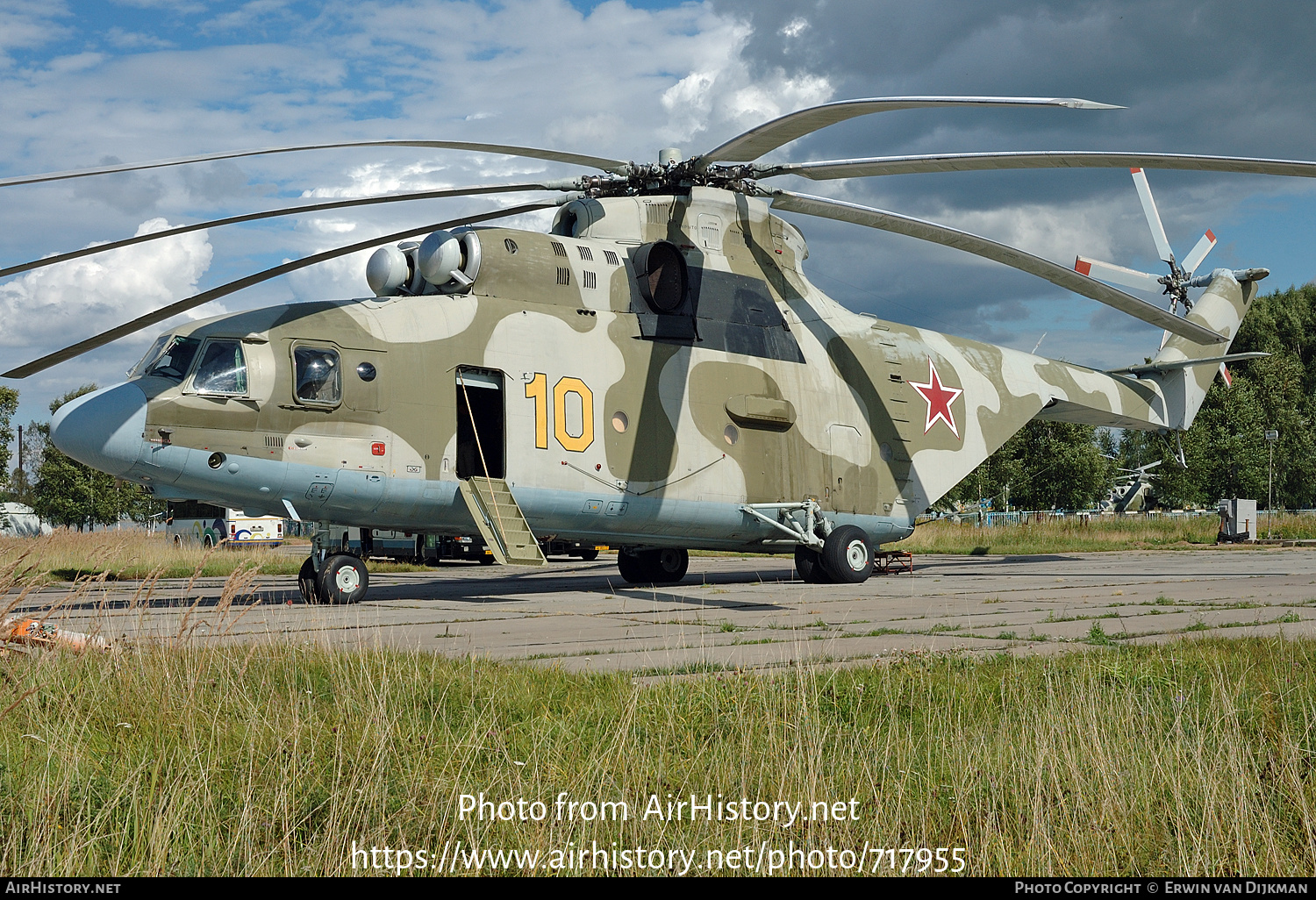 Aircraft Photo of 10 yellow | Mil Mi-26T | Russia - Air Force | AirHistory.net #717955