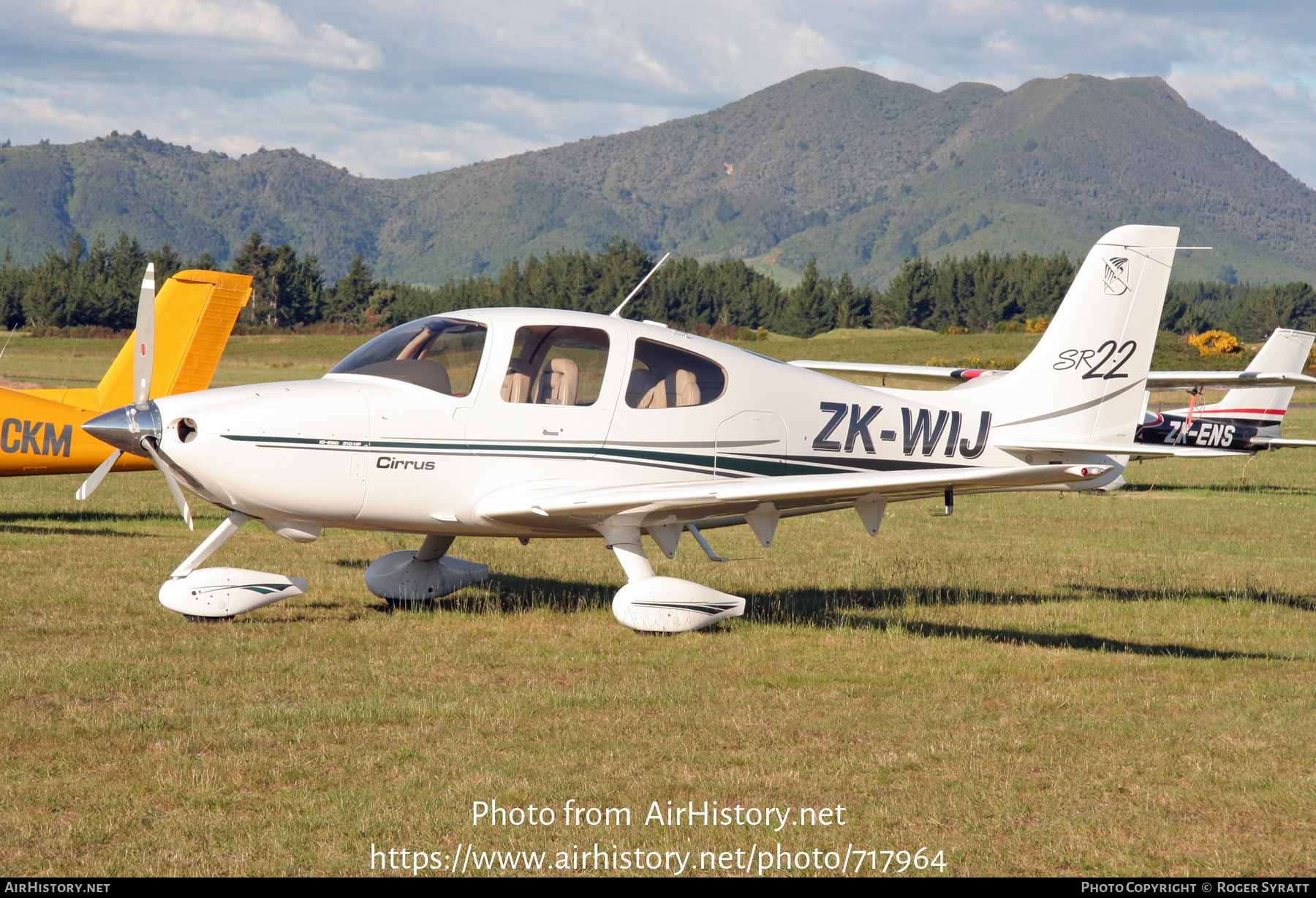 Aircraft Photo of ZK-WIJ | Cirrus SR-22 G1 | AirHistory.net #717964