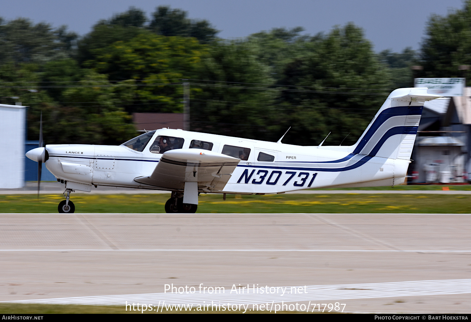 Aircraft Photo of N30731 | Piper PA-32RT-300 Lance II | AirHistory.net #717987