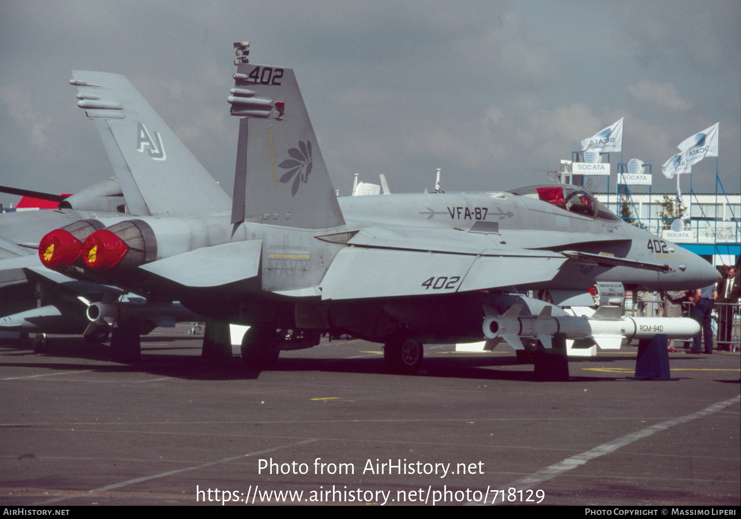 Aircraft Photo of 164647 | McDonnell Douglas F/A-18C Hornet | USA - Navy | AirHistory.net #718129