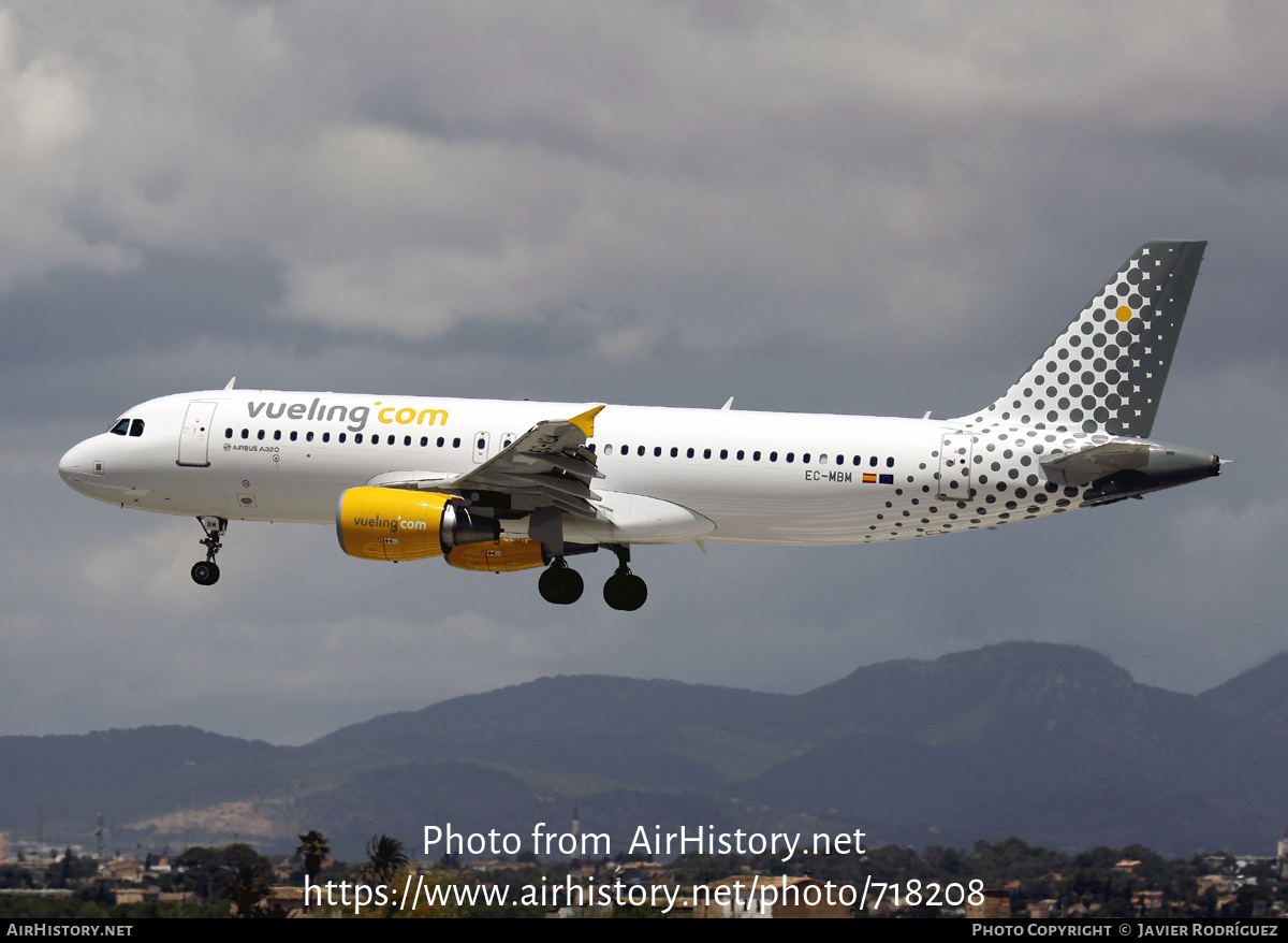 Aircraft Photo of EC-MBM | Airbus A320-214 | Vueling Airlines | AirHistory.net #718208