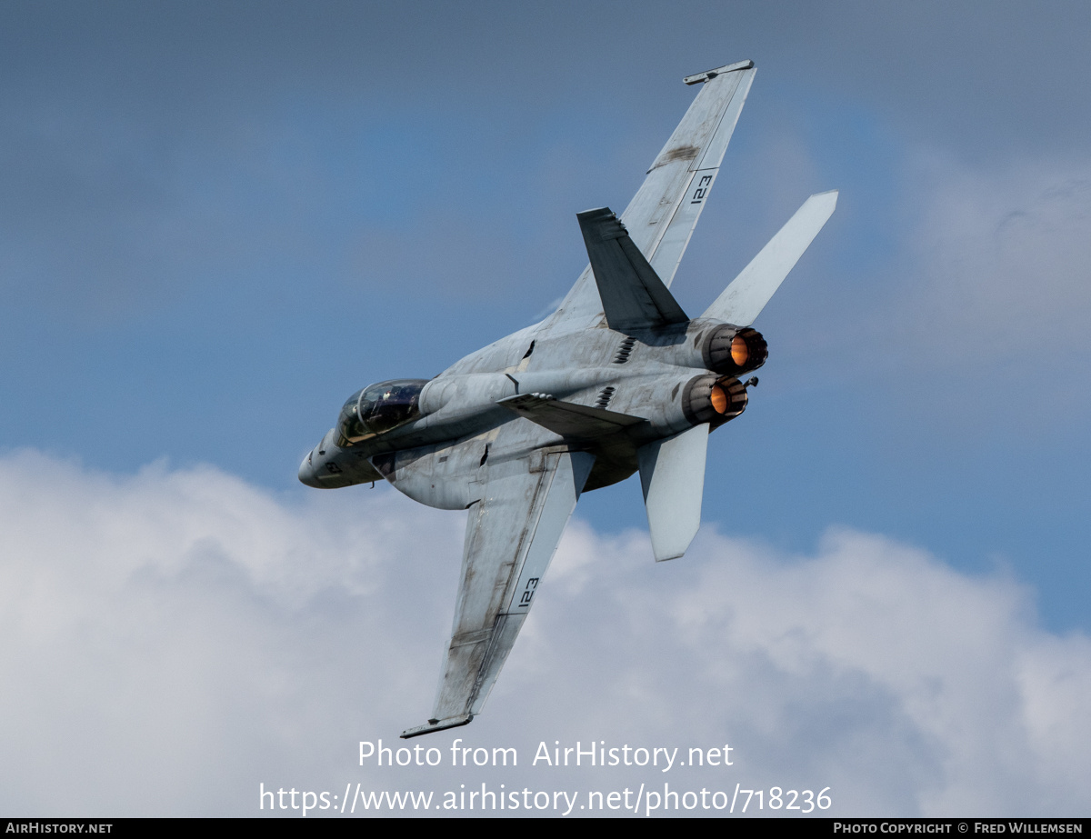 Aircraft Photo of 165929 | Boeing F/A-18F Super Hornet | USA - Navy | AirHistory.net #718236