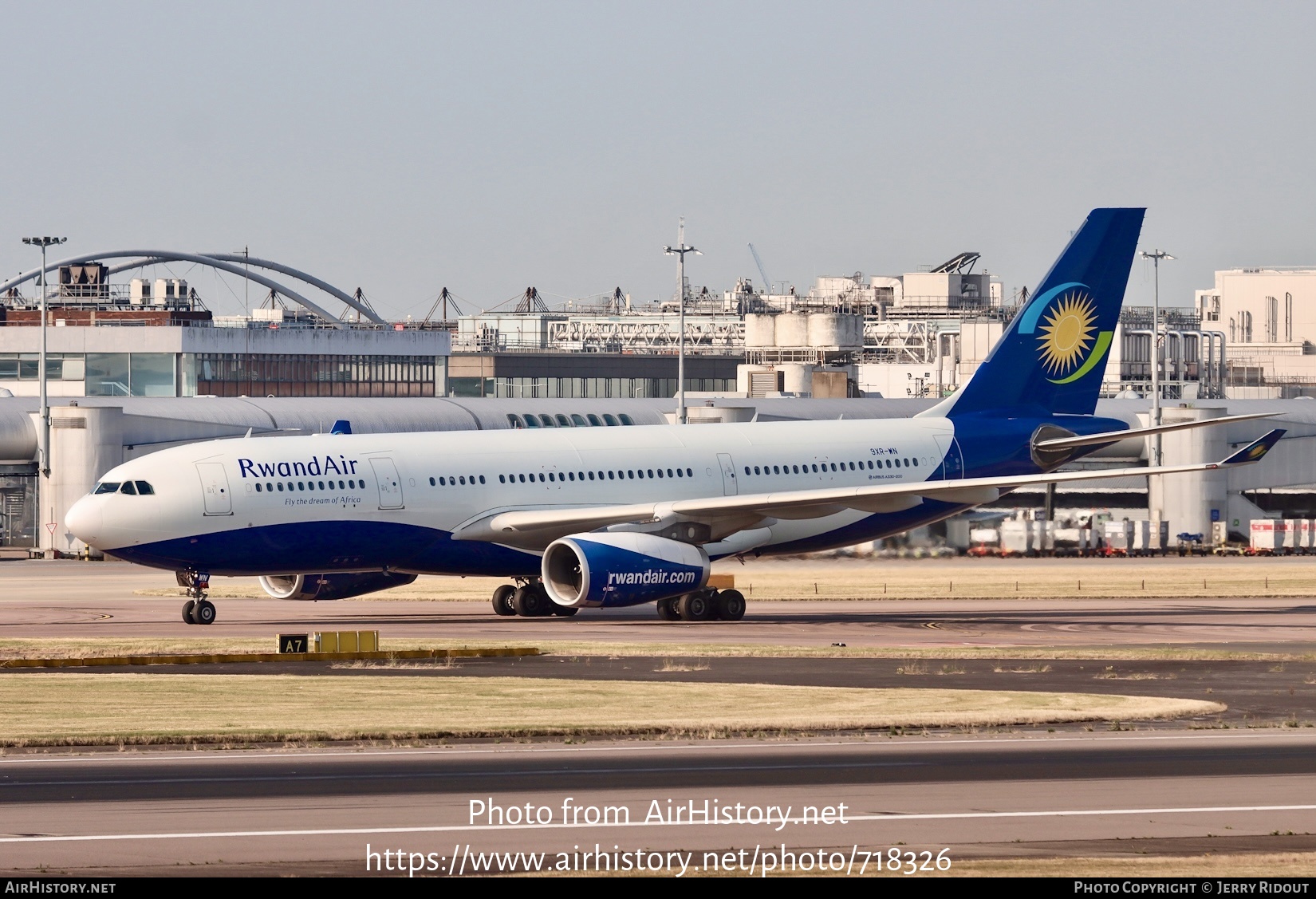 Aircraft Photo of 9XR-WN | Airbus A330-243 | RwandAir | AirHistory.net #718326