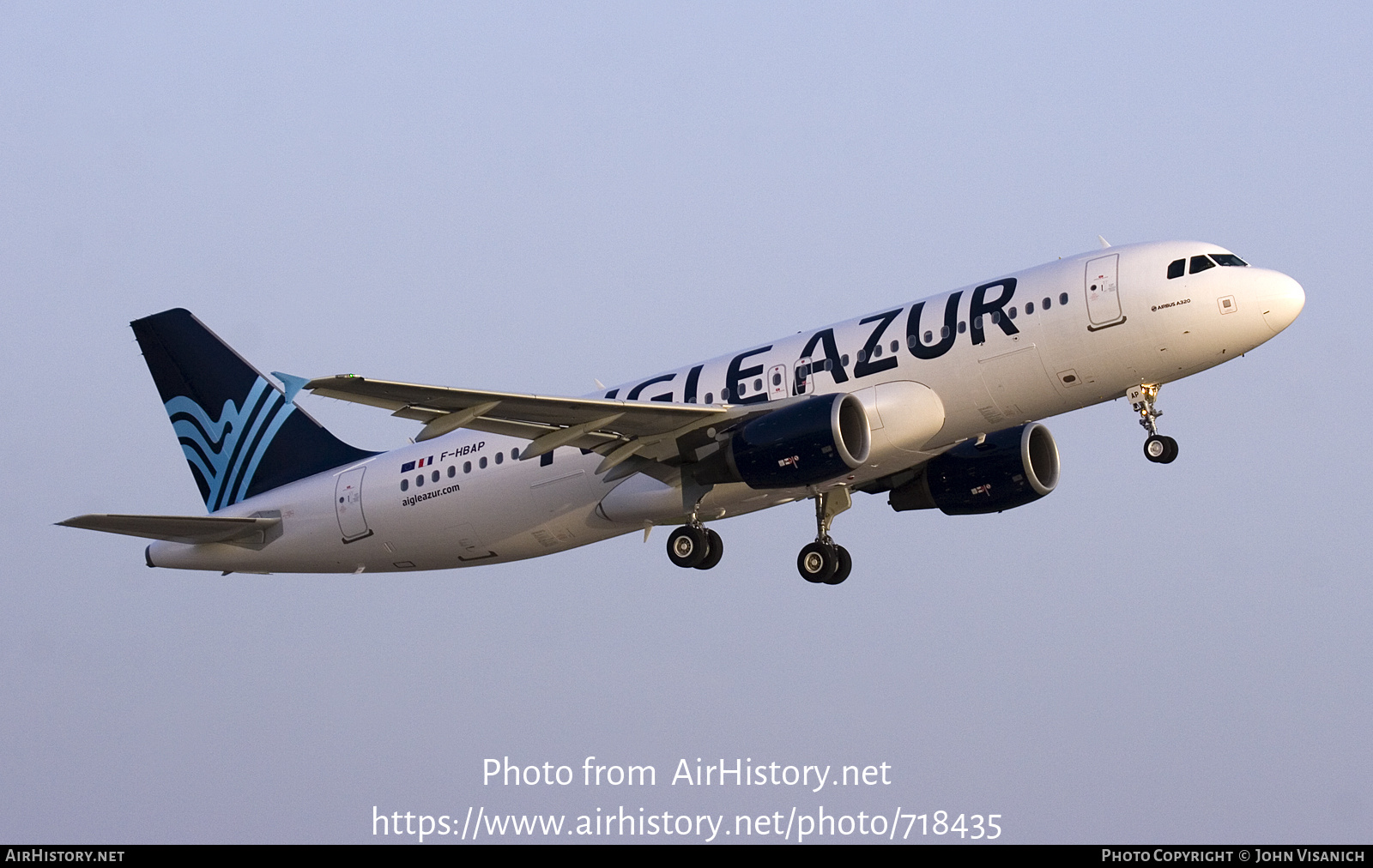 Aircraft Photo of F-HBAP | Airbus A320-214 | Aigle Azur | AirHistory.net #718435