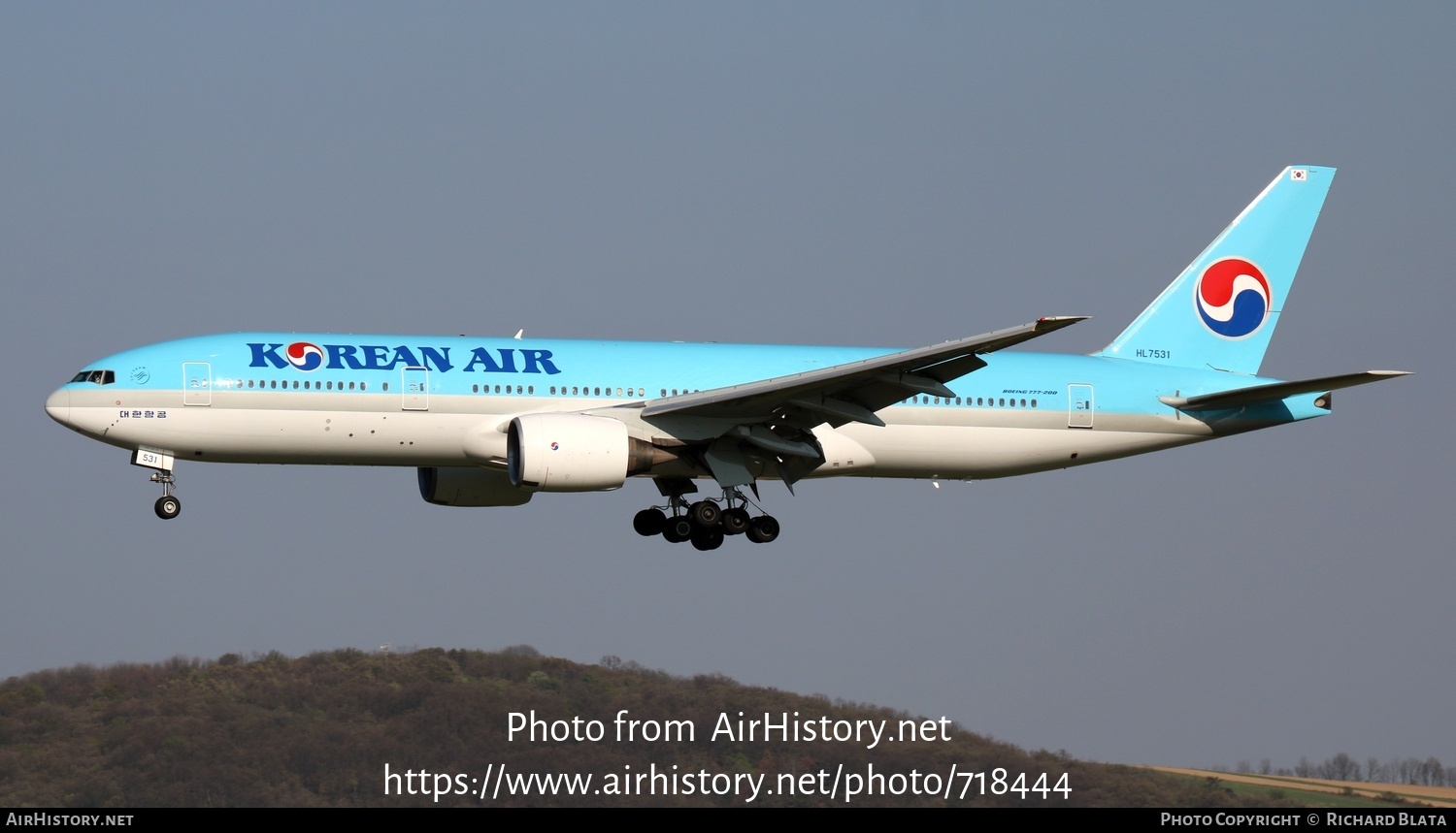 Aircraft Photo of HL7531 | Boeing 777-2B5/ER | Korean Air | AirHistory.net #718444