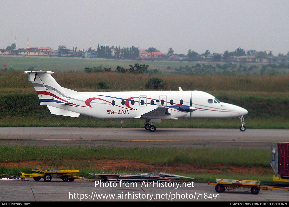 Aircraft Photo of 5N-JAH | Beech 1900D | AirHistory.net #718491