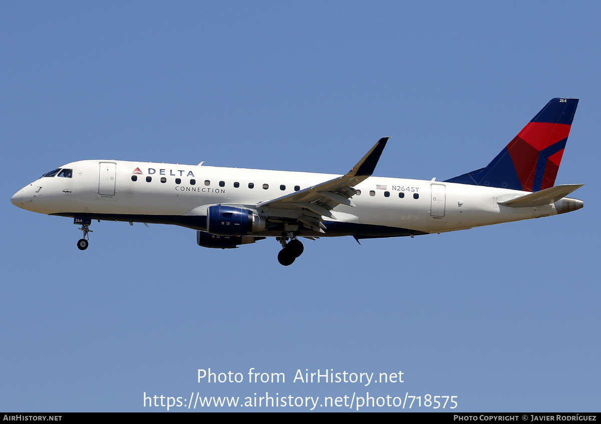 Aircraft Photo of N264SY | Embraer 175LL (ERJ-170-200LL) | Delta Connection | AirHistory.net #718575