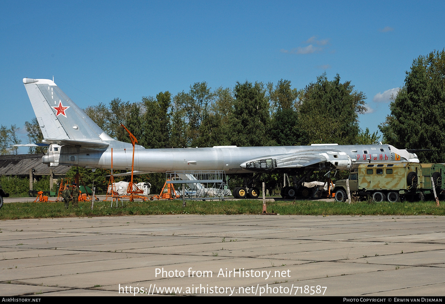 Aircraft Photo of 20 red | Tupolev Tu-95MS | Russia - Air Force | AirHistory.net #718587