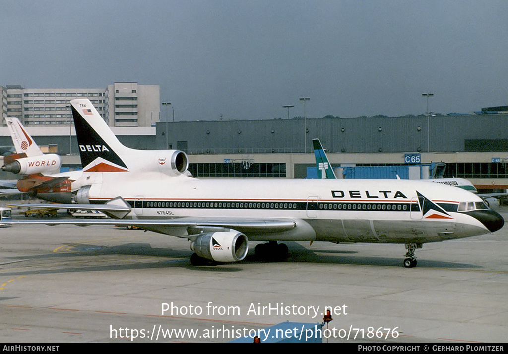 Aircraft Photo of N754DL | Lockheed L-1011-385-3 TriStar 500 | Delta Air Lines | AirHistory.net #718676