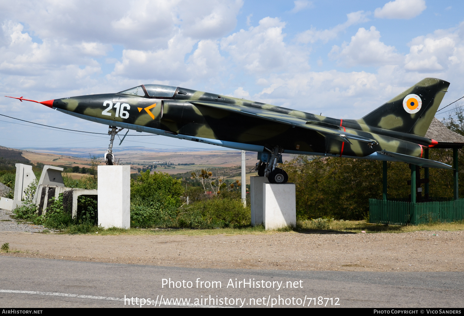 Aircraft Photo of 216 | Craiova IAR-93B Vultur | Romania - Air Force | AirHistory.net #718712