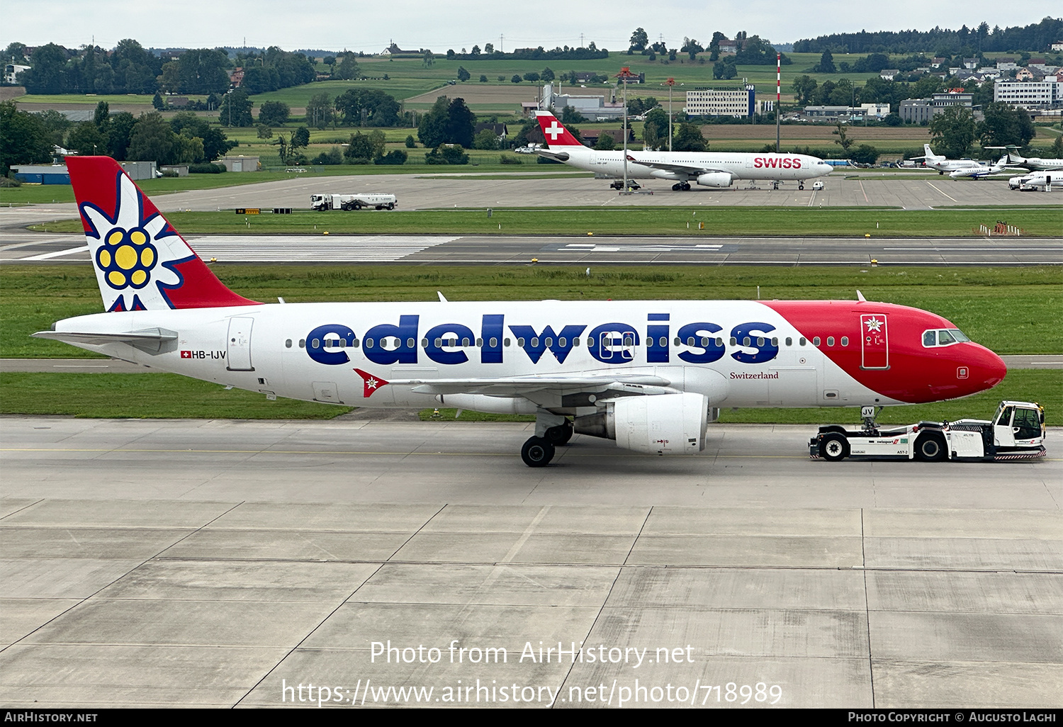 Aircraft Photo of HB-IJV | Airbus A320-214 | Edelweiss Air | AirHistory.net #718989