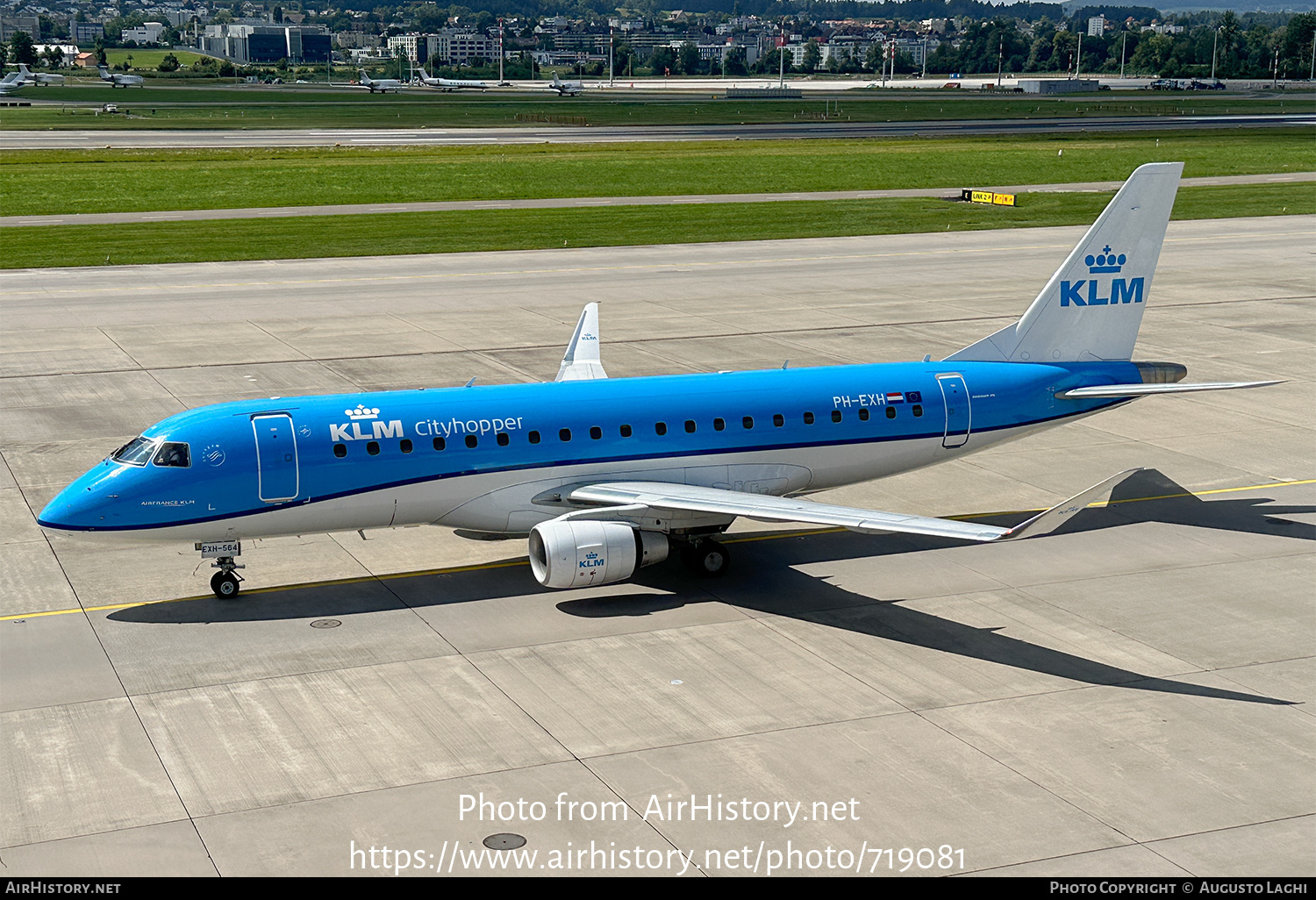 Aircraft Photo of PH-EXH | Embraer 175STD (ERJ-170-200STD) | KLM Cityhopper | AirHistory.net #719081