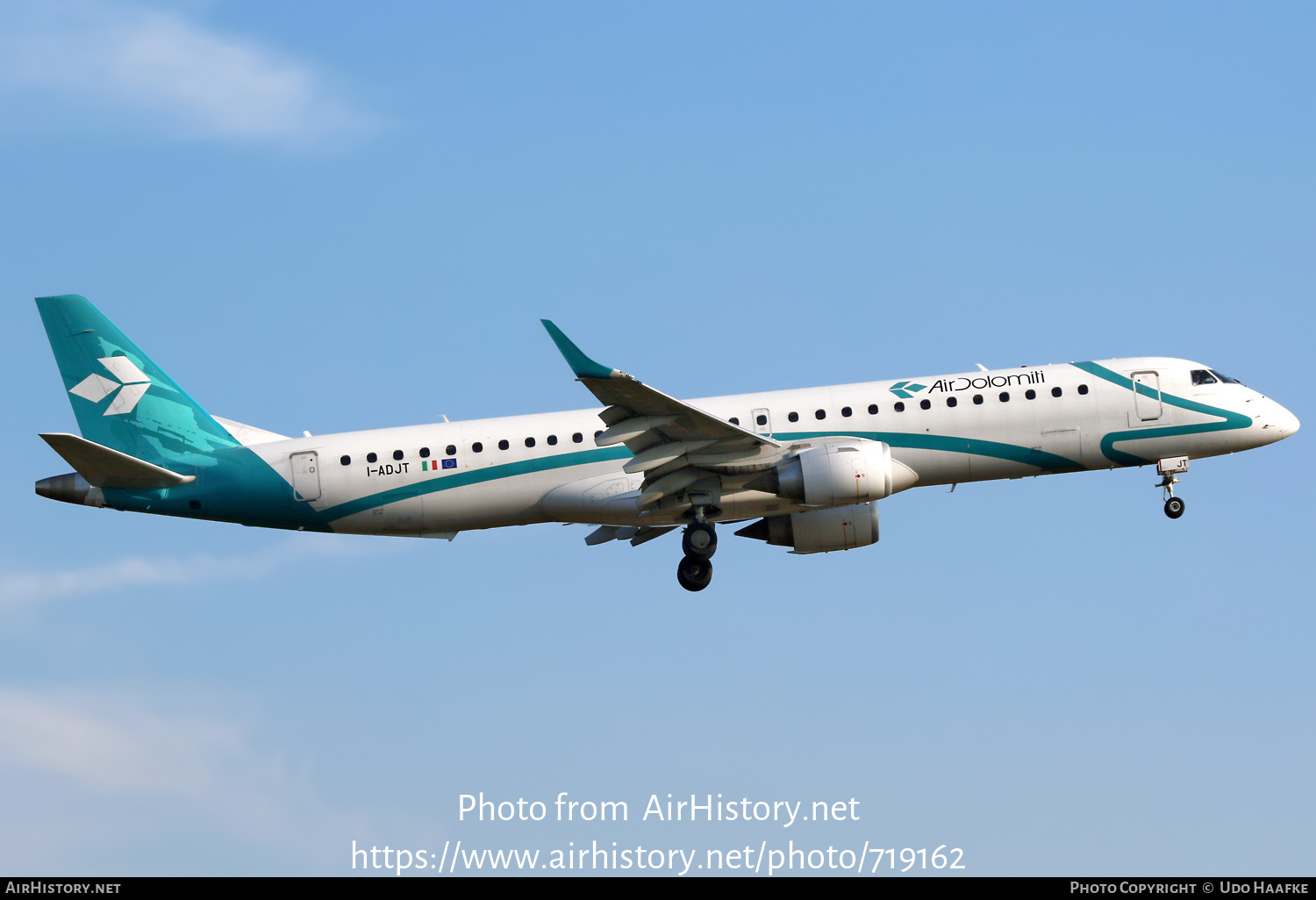 Aircraft Photo of I-ADJT | Embraer 195LR (ERJ-190-200LR) | Air Dolomiti | AirHistory.net #719162