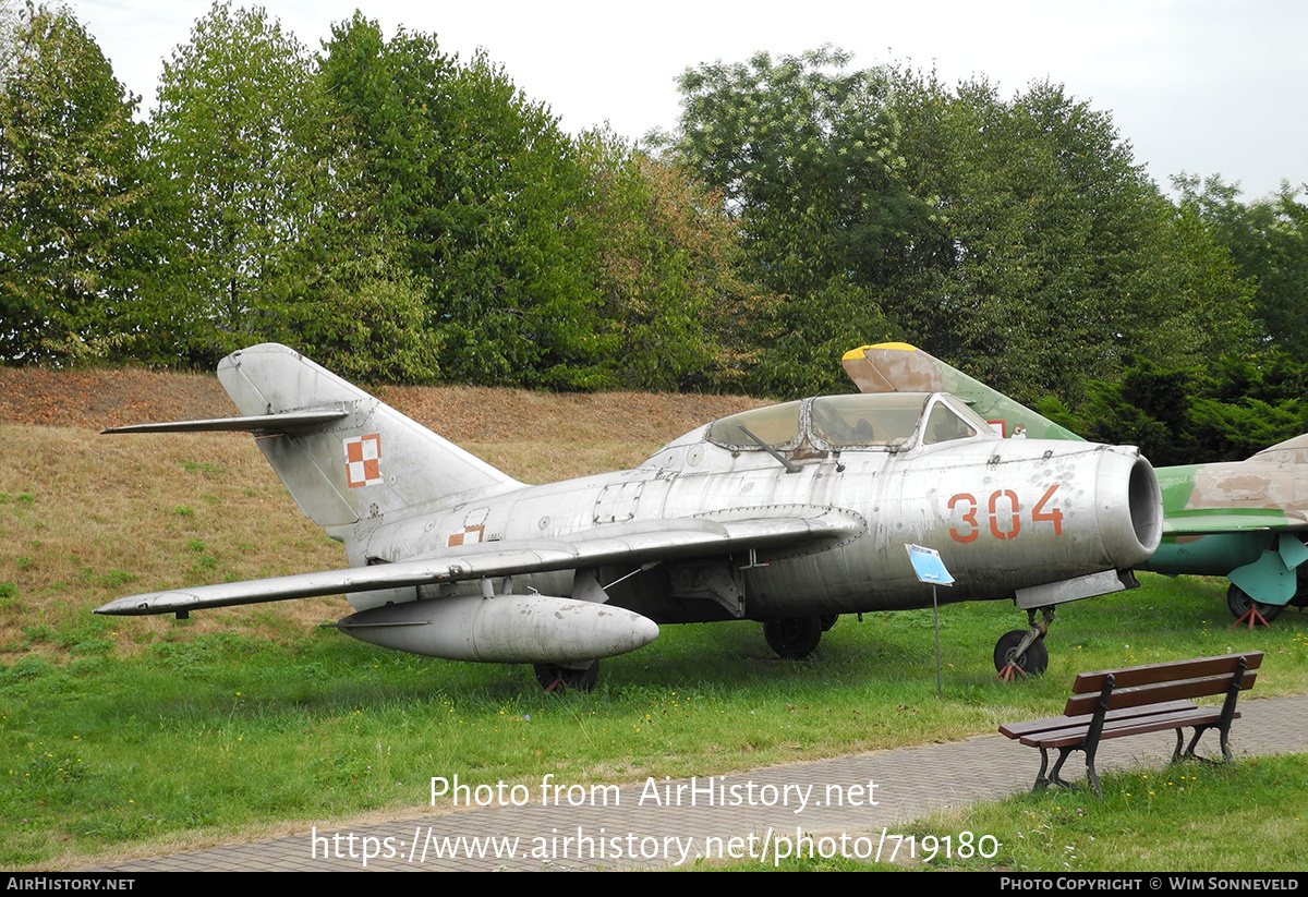 Aircraft Photo of 304 | PZL-Mielec SBLim-2 (MiG-15UTI) | Poland - Air Force | AirHistory.net #719180