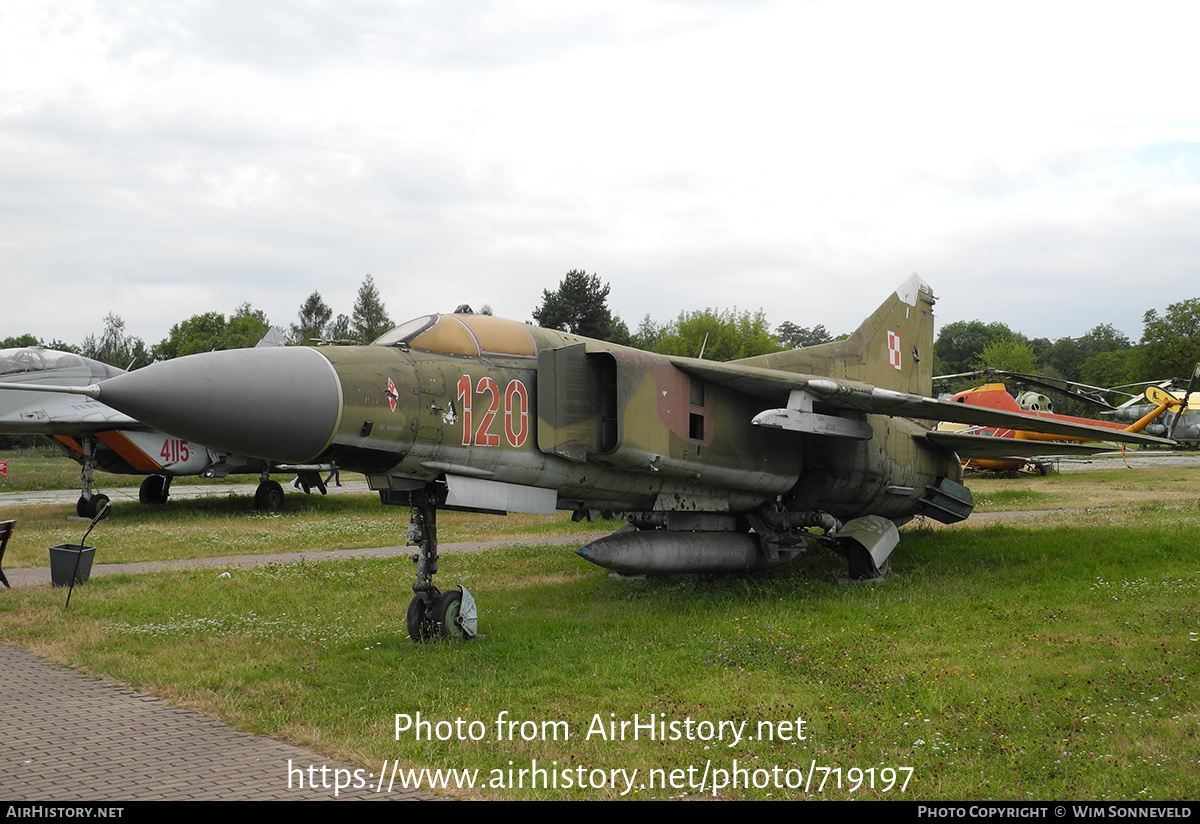 Aircraft Photo of 120 | Mikoyan-Gurevich MiG-23MF | Poland - Air Force | AirHistory.net #719197