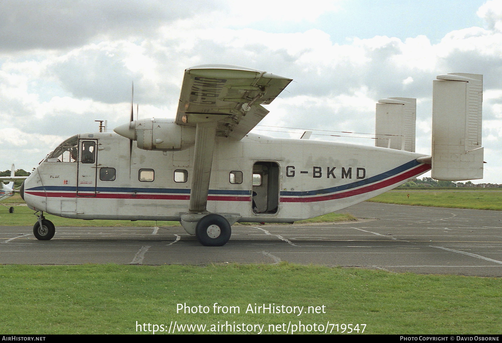 Aircraft Photo of G-BKMD | Short SC.7 Skyliner 3A-100 | AirHistory.net #719547