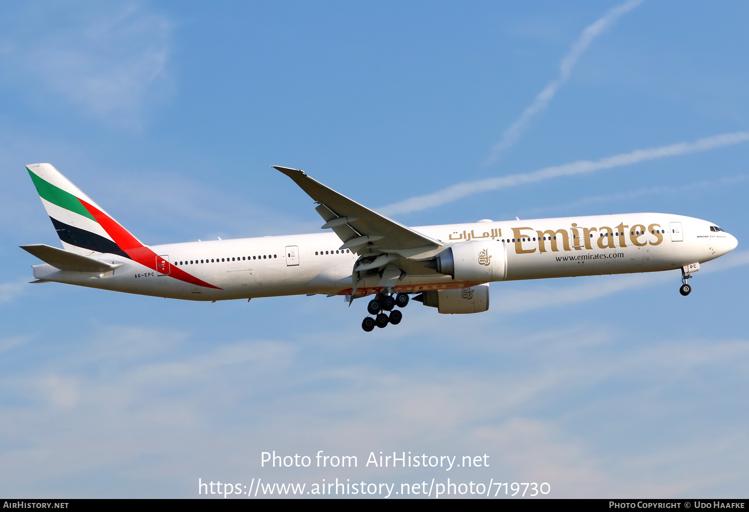 Aircraft Photo of A6-EPC | Boeing 777-31H/ER | Emirates | AirHistory.net #719730