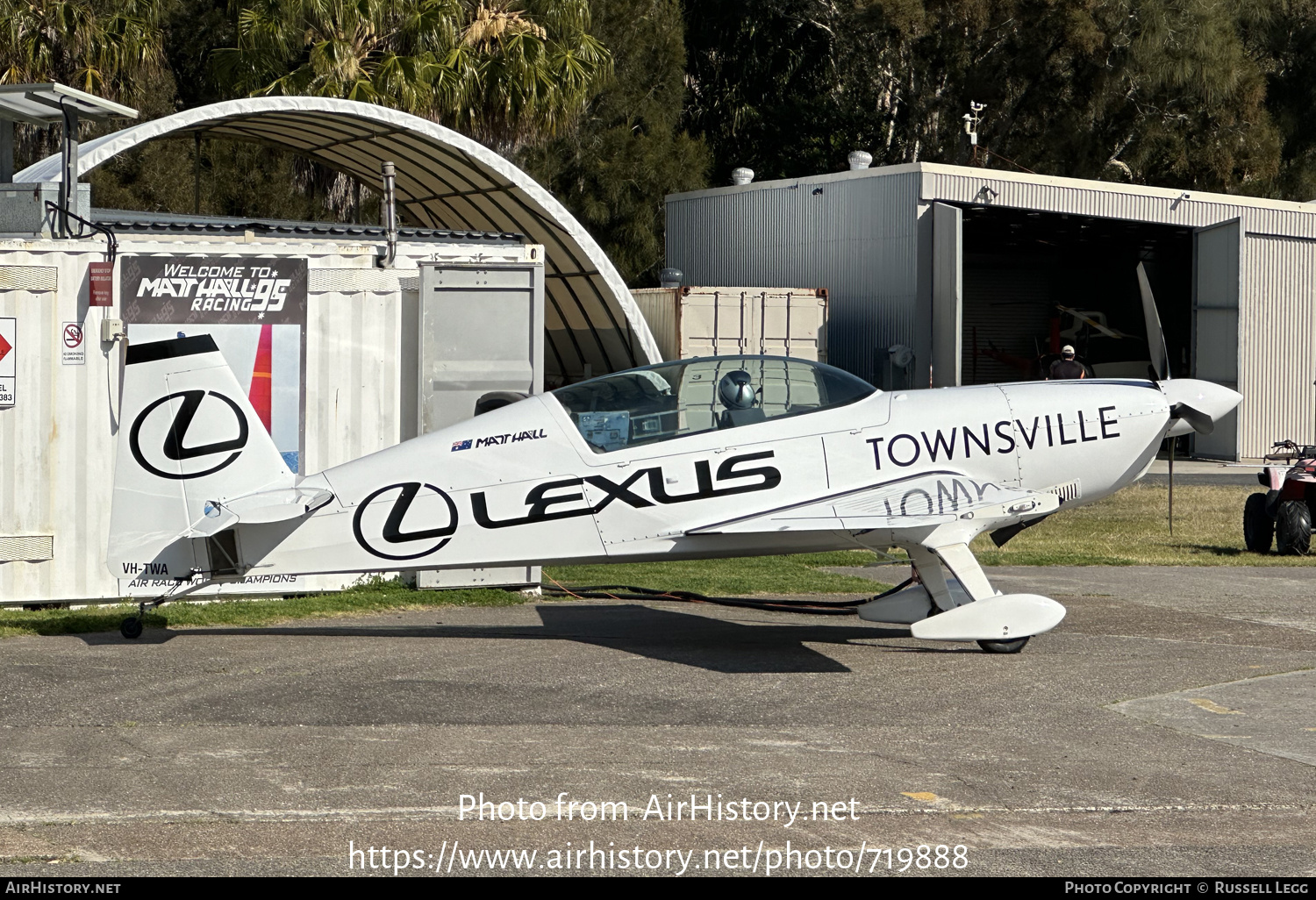 Aircraft Photo of VH-TWA | Extra EA-300L | Matt Hall Racing | AirHistory.net #719888