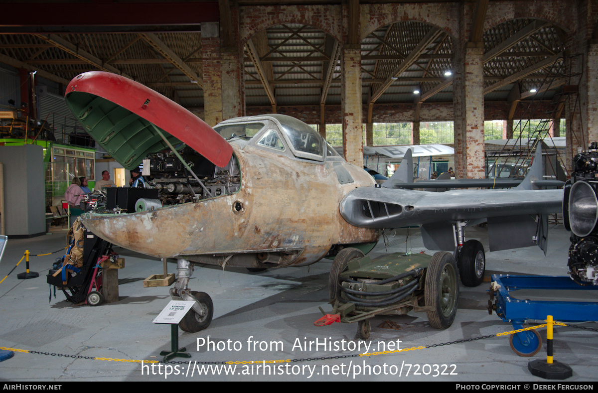 Aircraft Photo of XD624 | De Havilland D.H. 115 Vampire T11 | UK - Air Force | AirHistory.net #720322