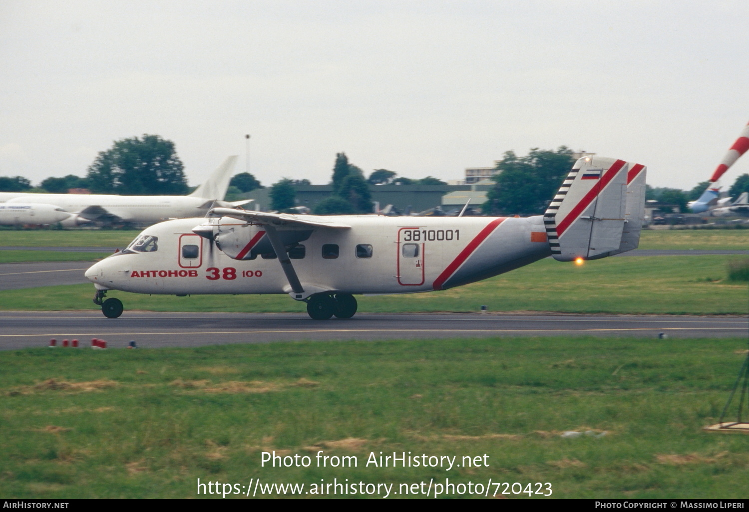 Aircraft Photo of 3810001 | Antonov An-38-100 | Antonov Design Bureau | AirHistory.net #720423