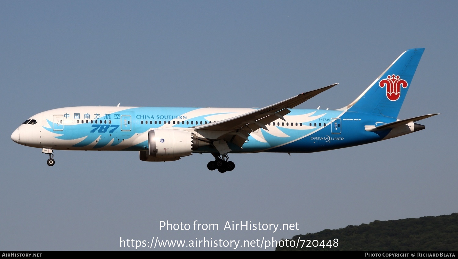 Aircraft Photo of B-2725 | Boeing 787-8 Dreamliner | China Southern Airlines | AirHistory.net #720448