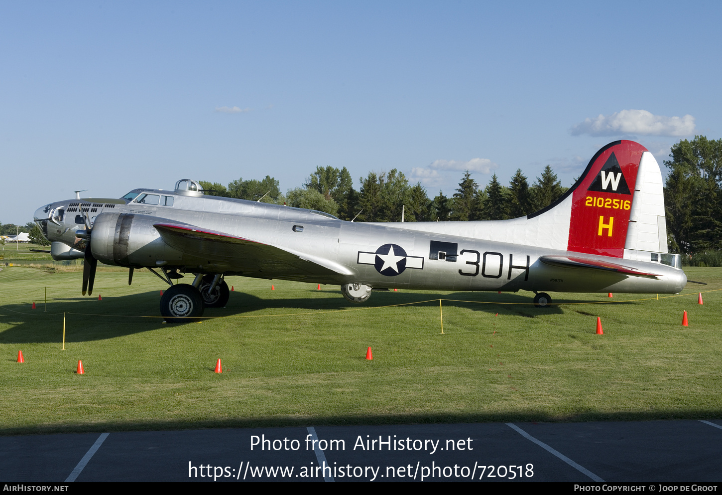 Aircraft Photo of N5017N / 2102516 | Boeing B-17G Flying Fortress | USA - Air Force | AirHistory.net #720518