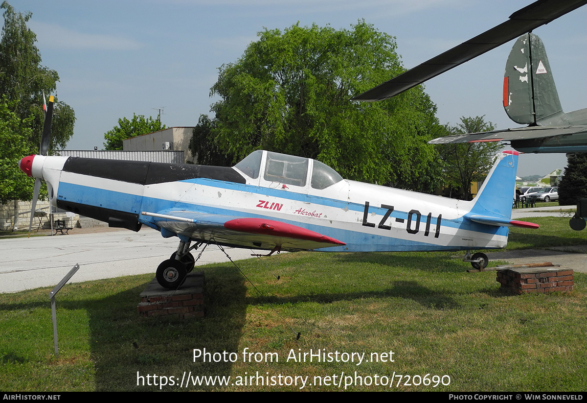 Aircraft Photo of LZ-011 | Zlin Z-326 Trener Master | AirHistory.net #720690