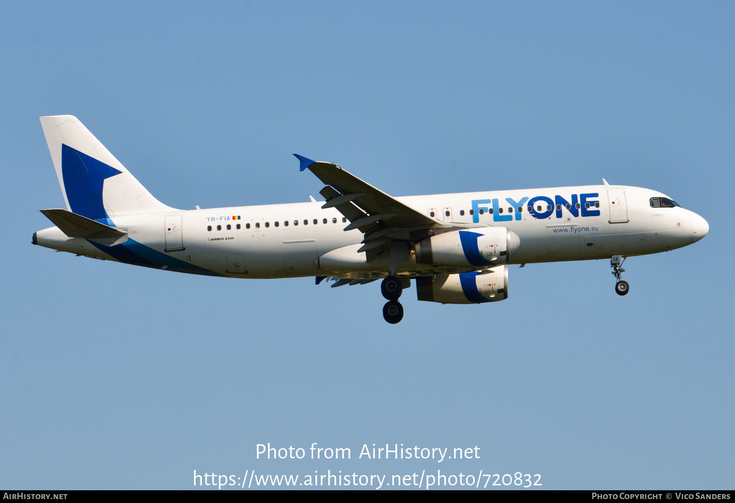 Aircraft Photo of YR-FIA | Airbus A320-232 | FlyOne | AirHistory.net #720832