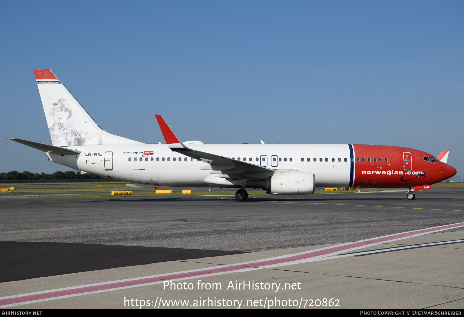 Aircraft Photo of LN-NIE | Boeing 737-8JP | Norwegian | AirHistory.net #720862