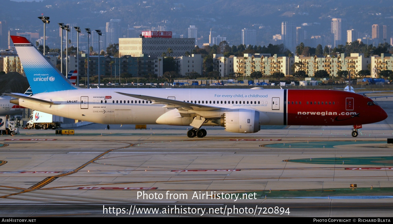 Aircraft Photo of LN-LNT | Boeing 787-9 Dreamliner | Norwegian | AirHistory.net #720894