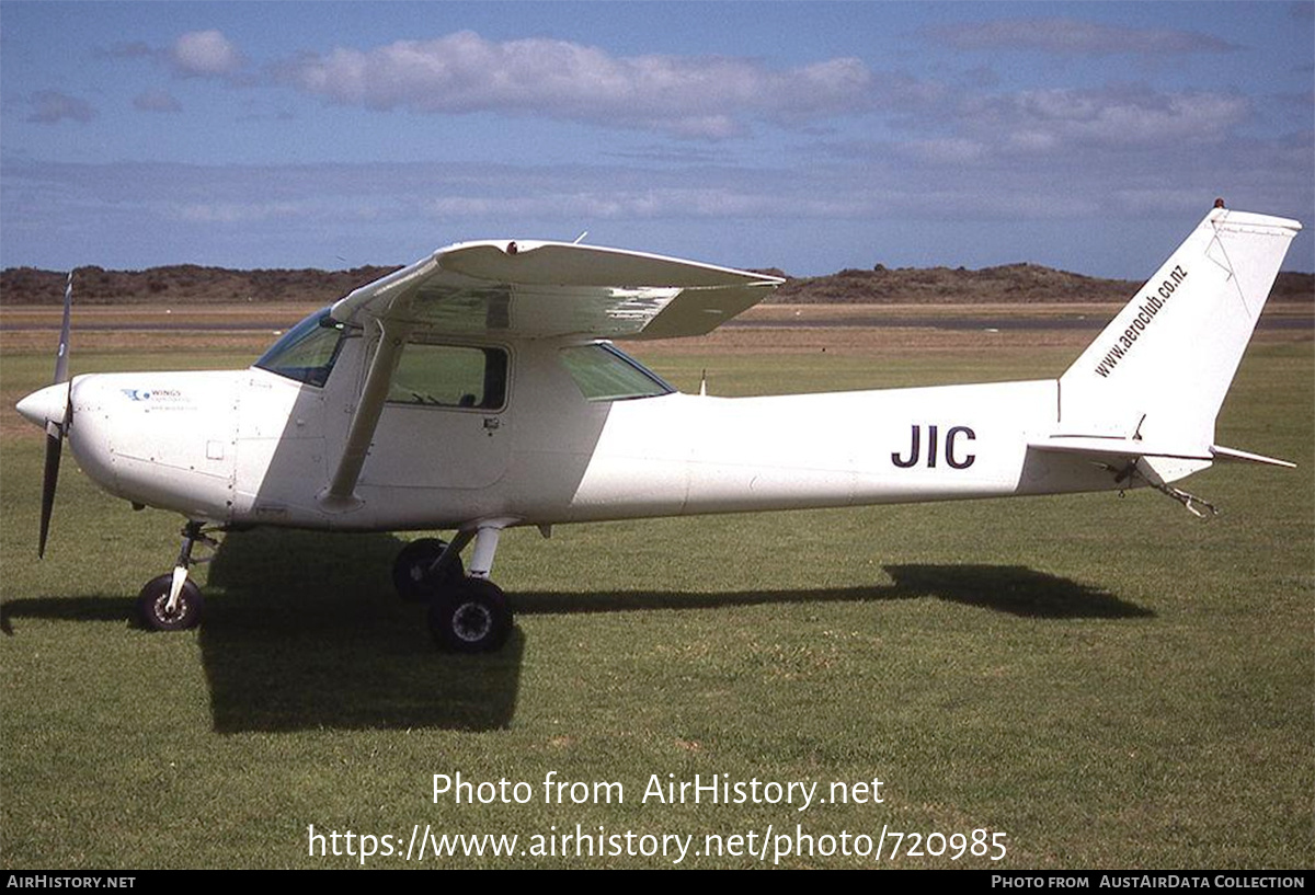 Aircraft Photo of ZK-JIC / JIC | Cessna 152 | Manawatu Aviation Club | AirHistory.net #720985