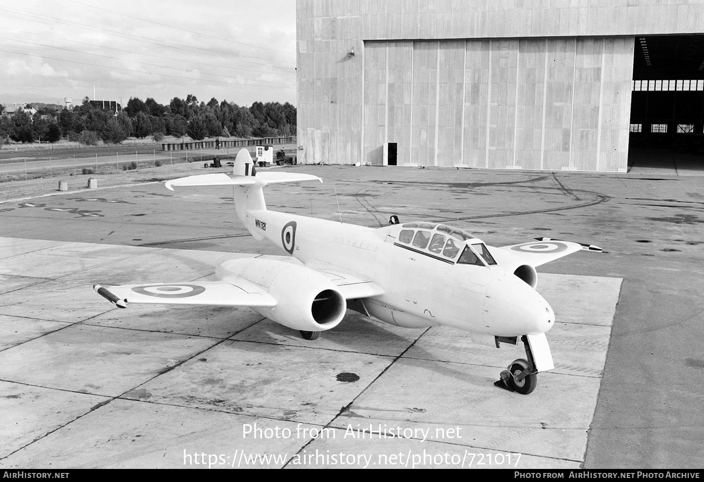 Aircraft Photo of WN321 | Gloster Meteor T7 | Australia - Air Force | AirHistory.net #721017