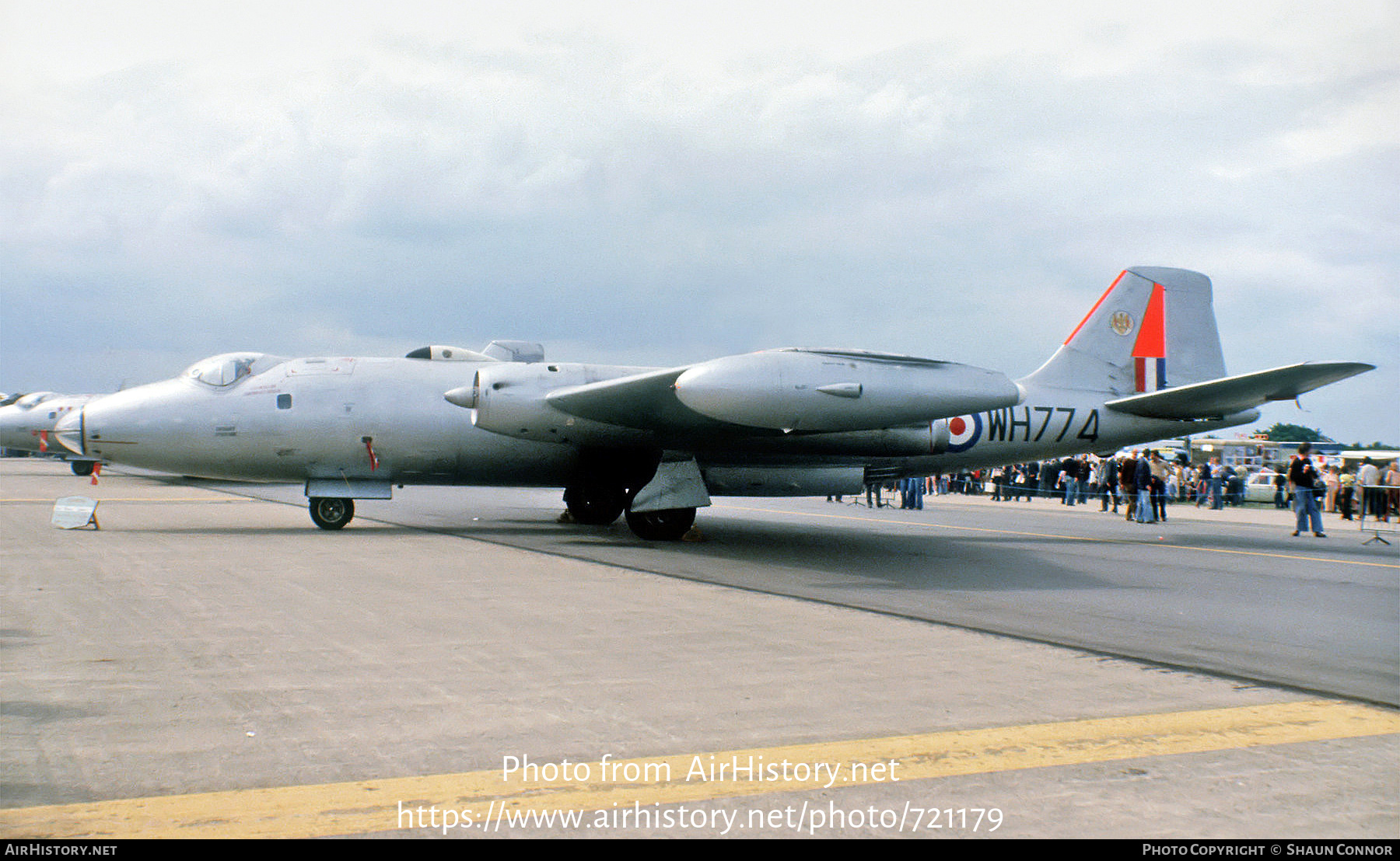 Aircraft Photo of WH774 | English Electric Canberra PR7 | UK - Air Force | AirHistory.net #721179