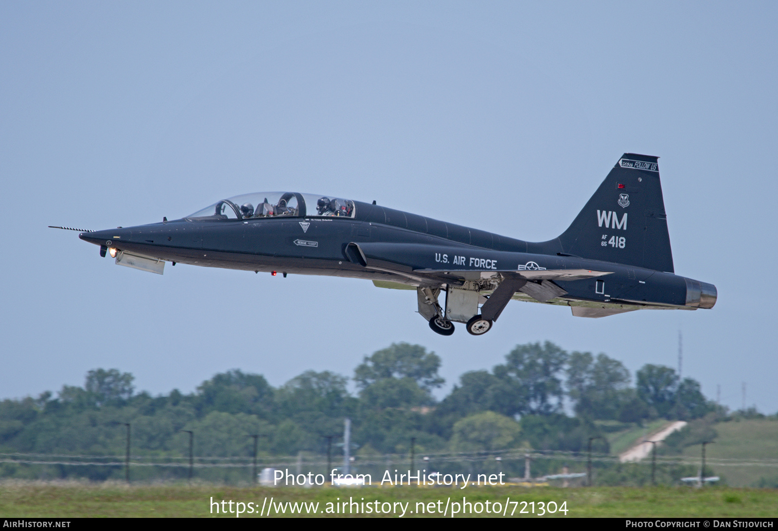 Aircraft Photo of 65-10418 / AF65-418 | Northrop T-38A Talon | USA - Air Force | AirHistory.net #721304