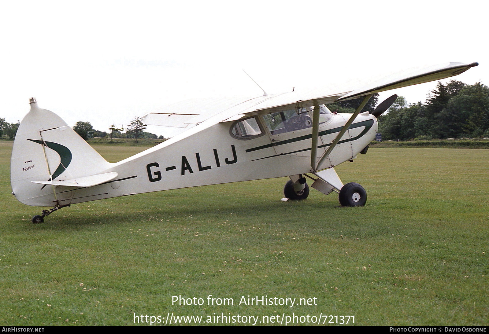 Aircraft Photo of G-ALIJ | Piper PA-17 Vagabond | AirHistory.net #721371