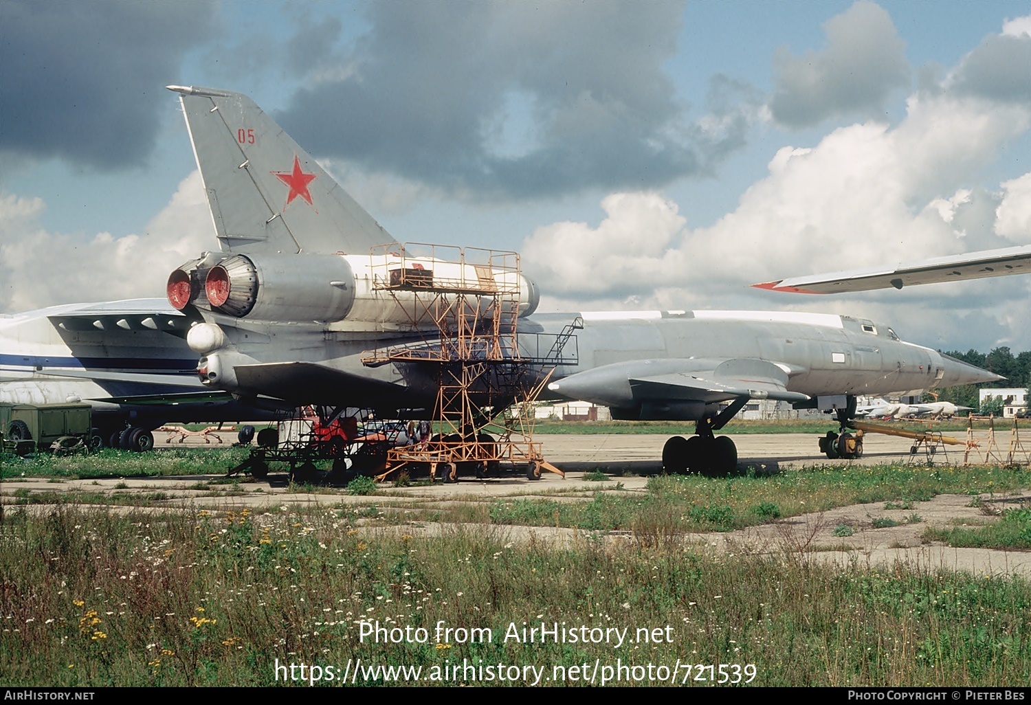 Aircraft Photo of 05 red | Tupolev Tu-22R | Russia - Air Force | AirHistory.net #721539