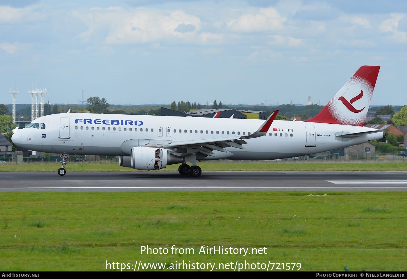 Aircraft Photo of TC-FHN | Airbus A320-214 | Freebird Airlines | AirHistory.net #721579