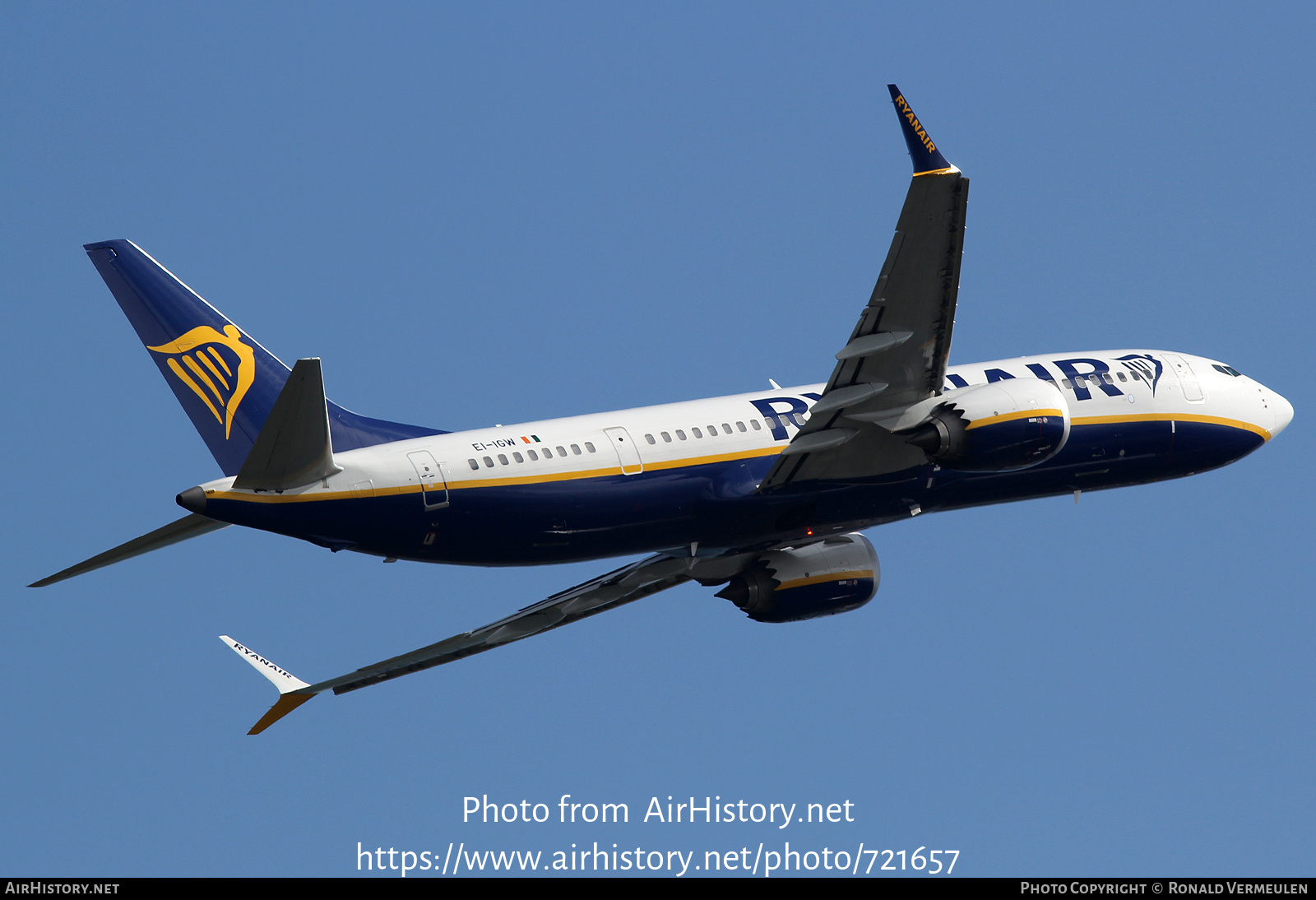 Aircraft Photo of EI-IGW | Boeing 737-8200 Max 200 | Ryanair | AirHistory.net #721657