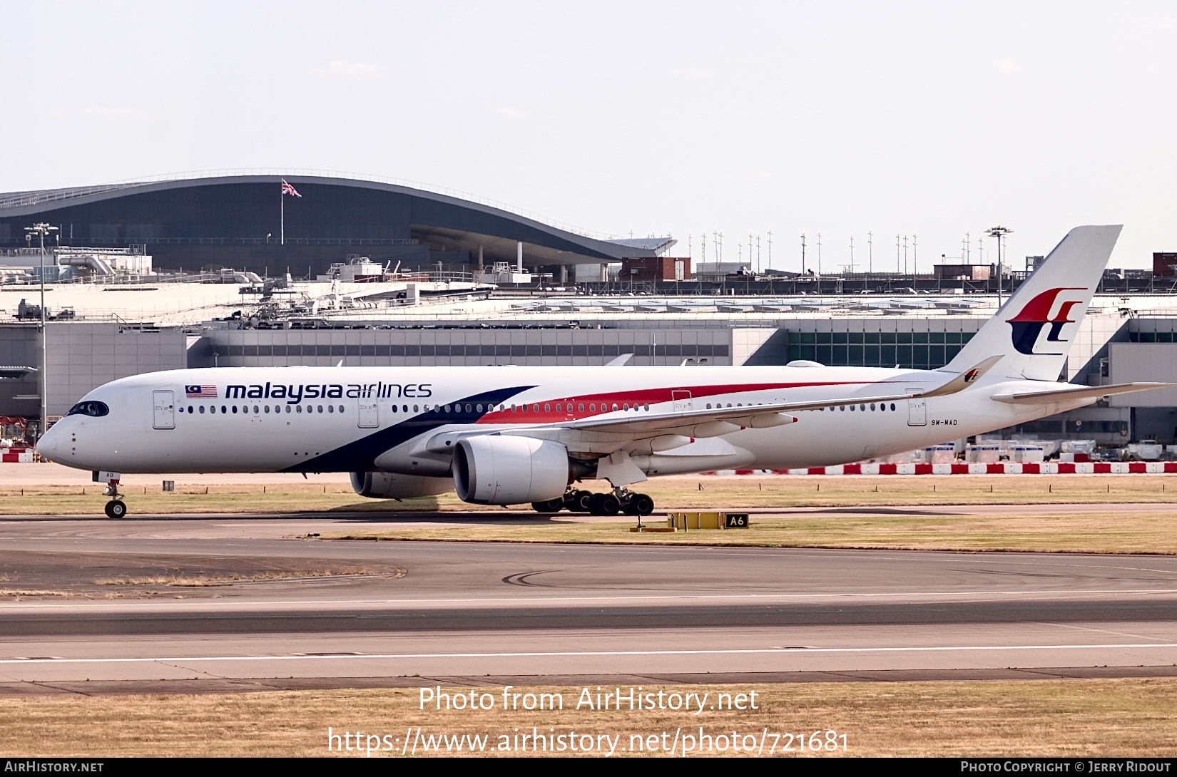 Aircraft Photo of 9M-MAD | Airbus A350-941 | Malaysia Airlines | AirHistory.net #721681