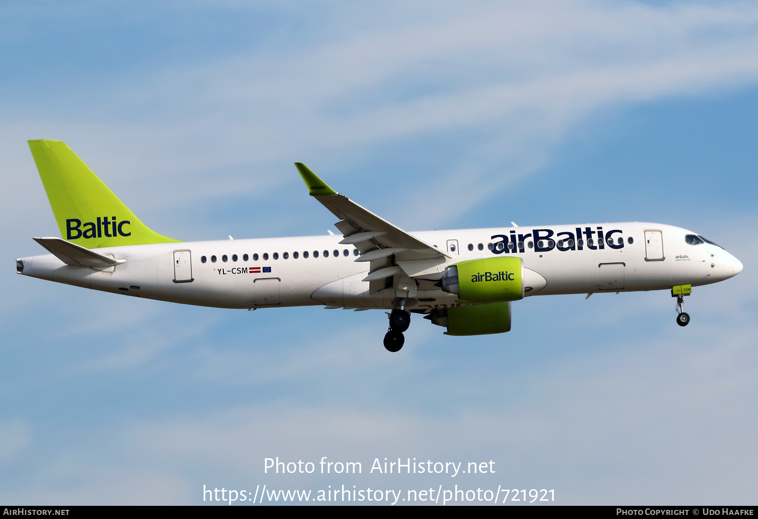 Aircraft Photo of YL-CSM | Airbus A220-371 (BD-500-1A11) | AirBaltic | AirHistory.net #721921